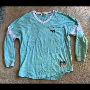 VS Pink Women’s Long Sleeve Shirt